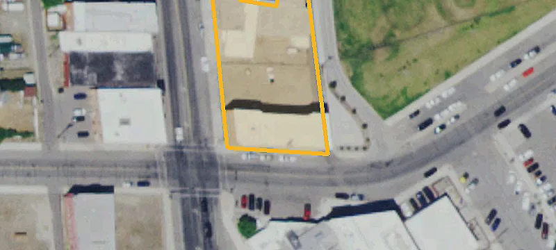 554 Main St