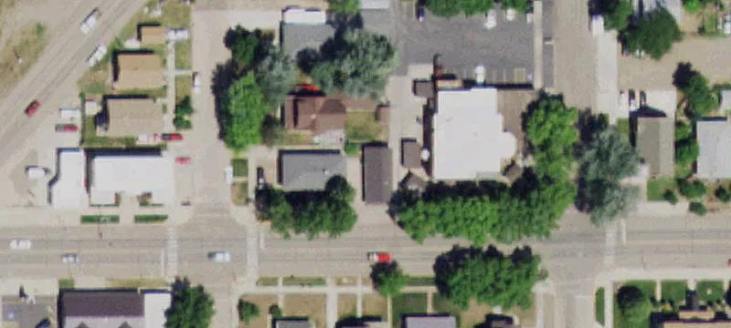 1709 Main St