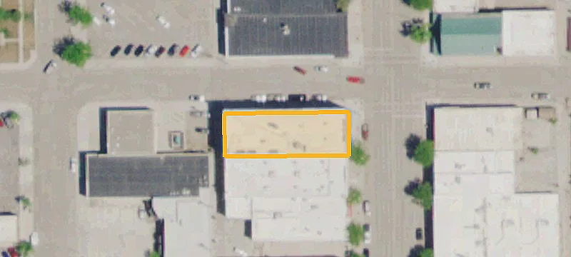 324 Ctr Ave