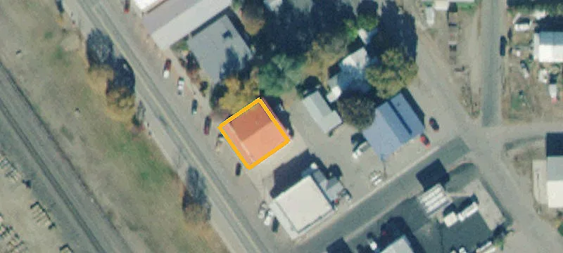 106 Railroad Ave