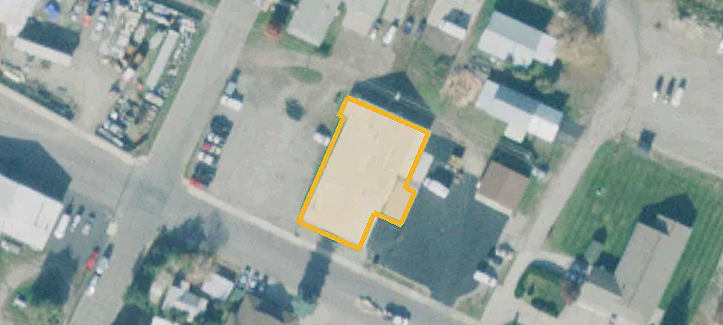 206 2nd St