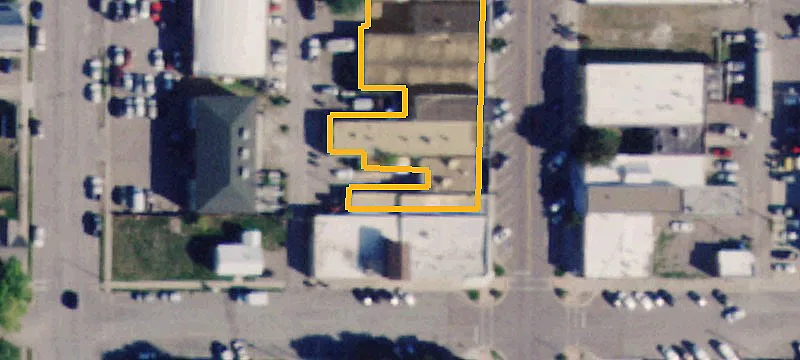 318 Main St