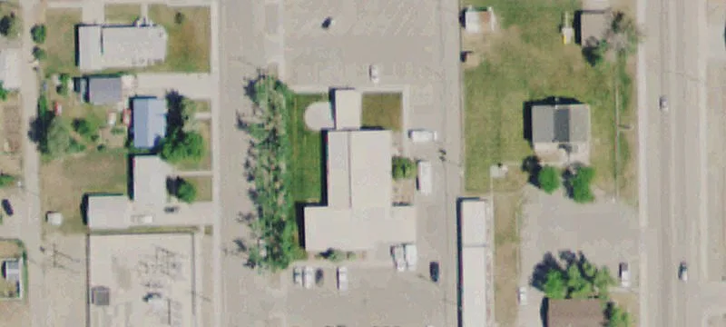 809 Custer Ave