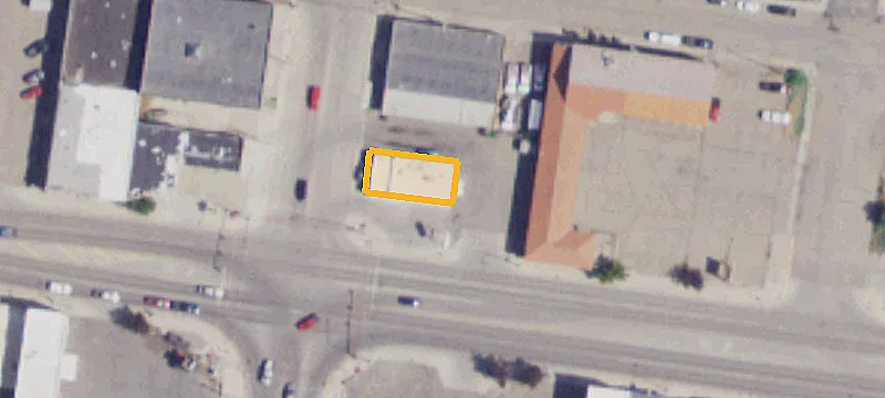 501 1st St