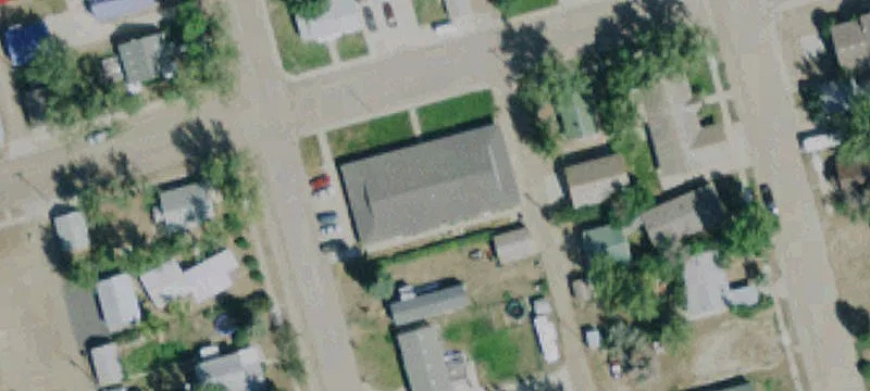 301 4th E Ave