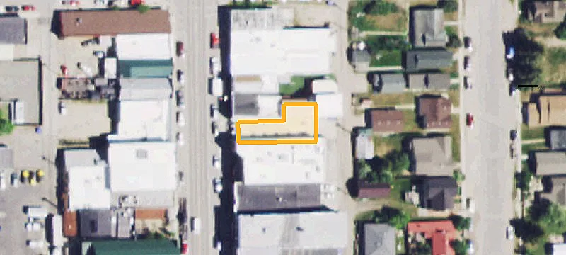 112 Broadway Ave