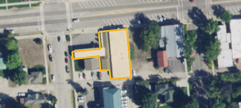 411 Main St