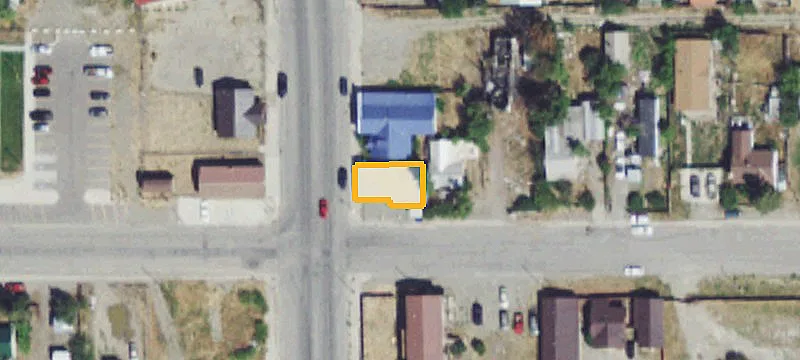 1st NE Ave