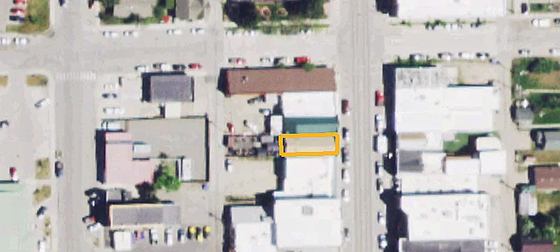 105 Broadway Ave
