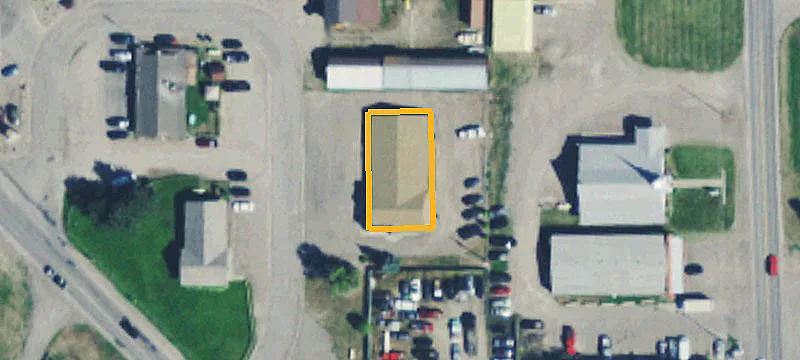 330 Tract Ln