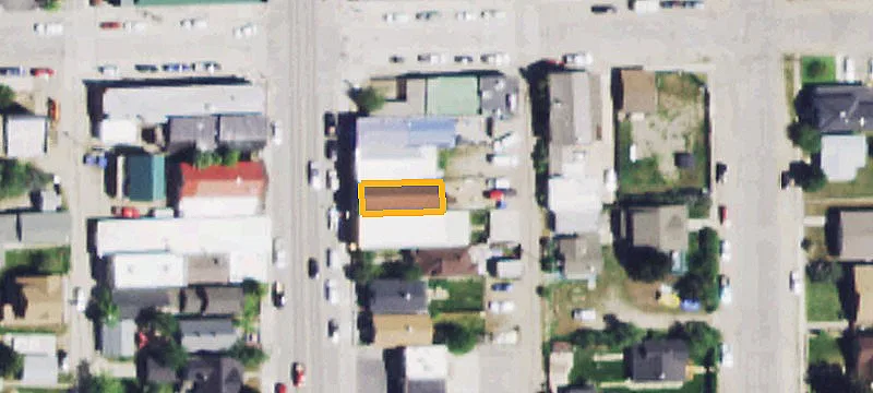 208 Broadway Ave