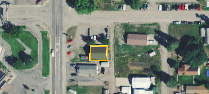 11 Main SE St