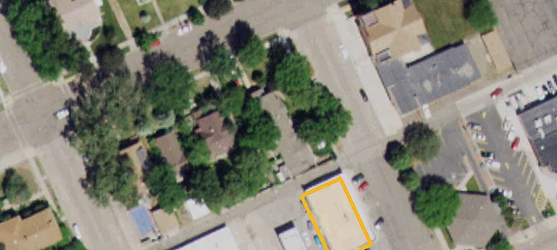 1018 Pleasant St