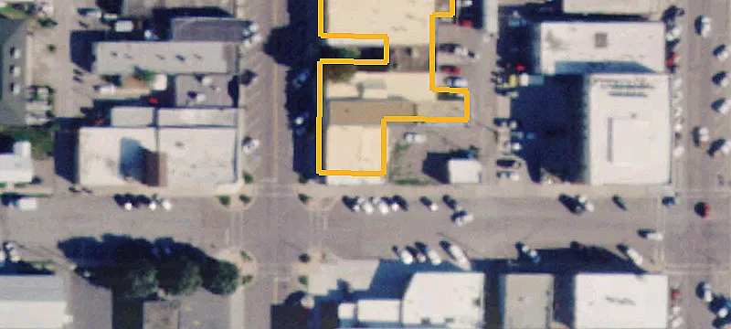 325 Main St