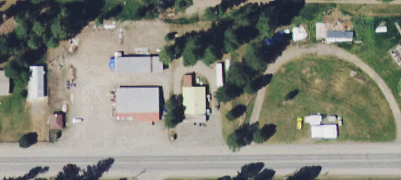702 Main St
