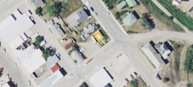 15 1st SE St