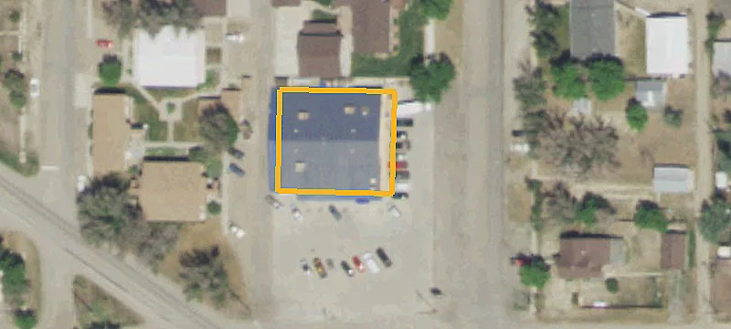 1215 Main St