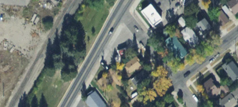 109 8th St