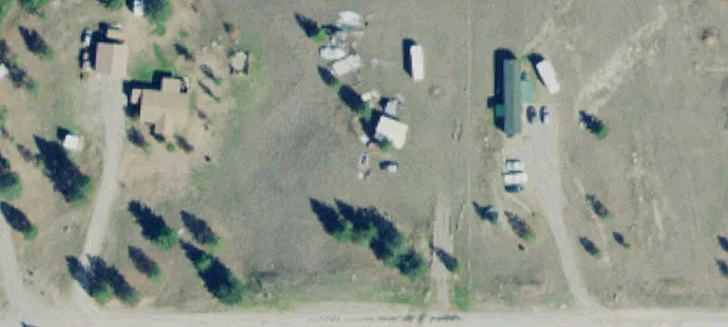 198 Acres Ln