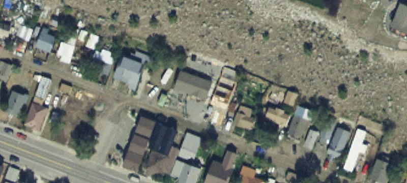 226 5th W St