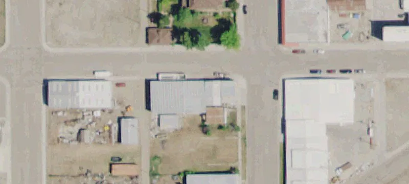120 Custer Ave