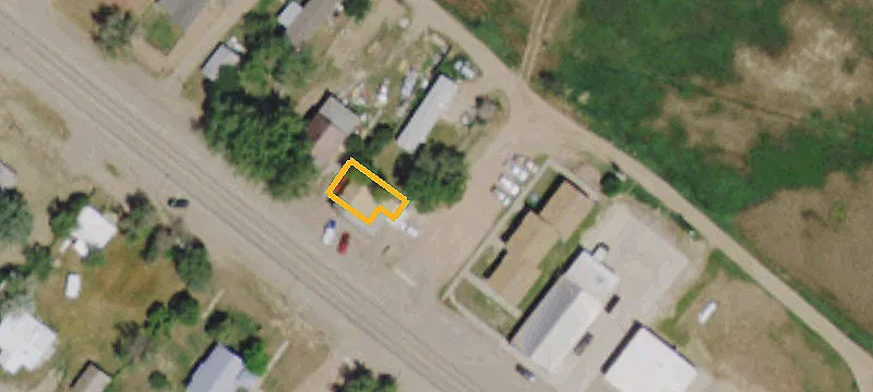 402 Main St