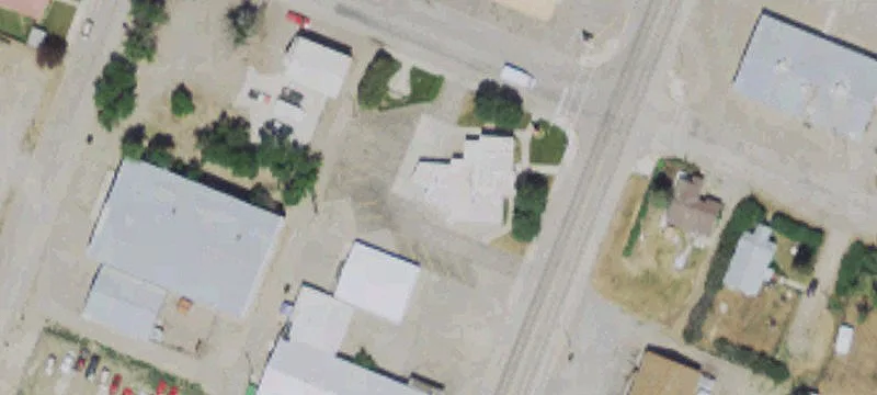 702 Main St
