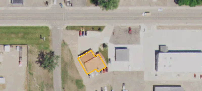2600 Main St