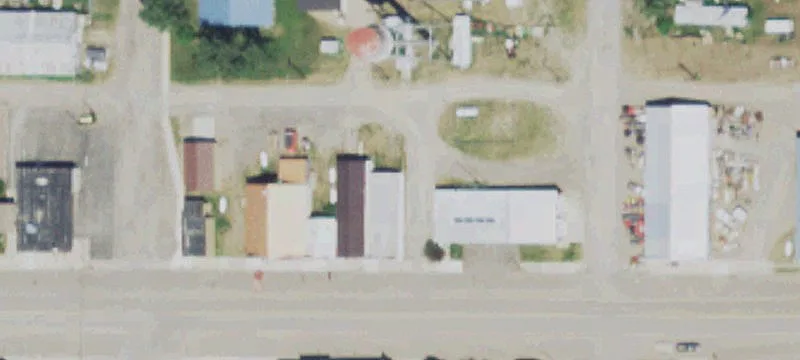 13 Main W St