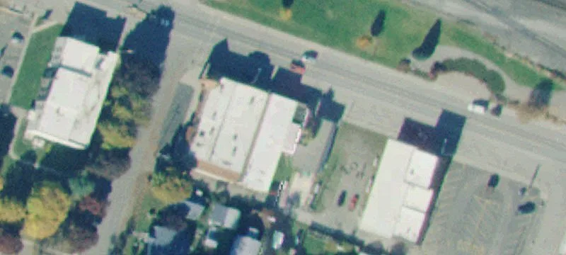 1033 Main W St