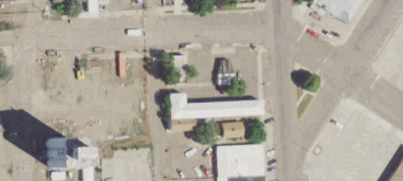 106 Douglas St