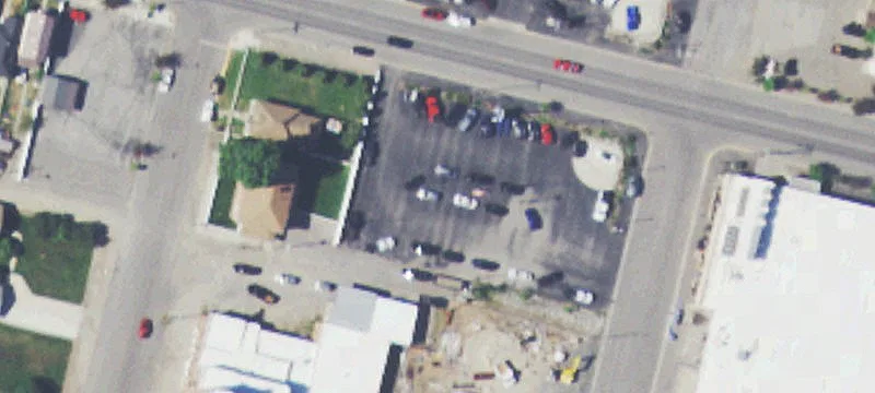 Commercial Ave