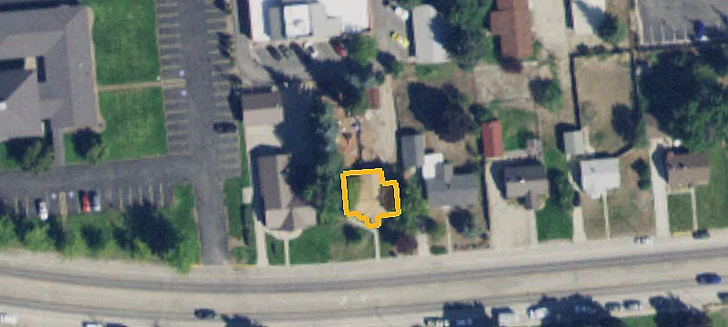 1114 Main St