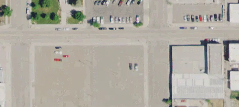 Custer Ave