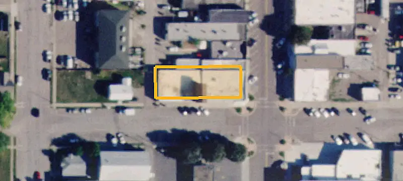 324 Main St