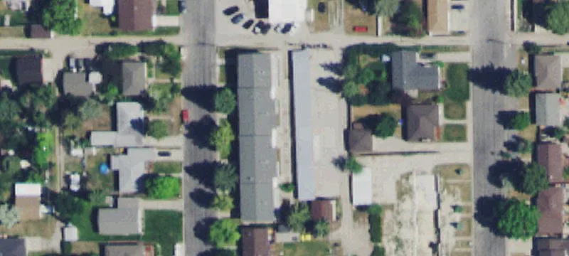 409 Fee St