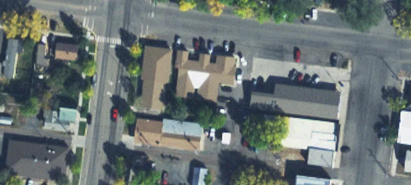108 1st W St