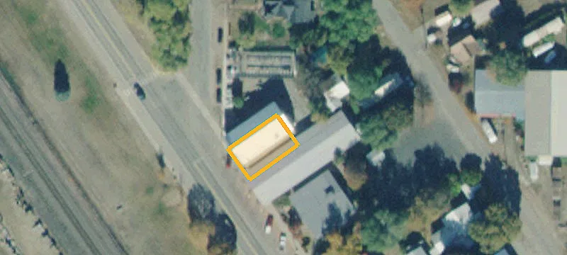 114 Railroad Ave