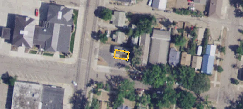 235 5th Ave