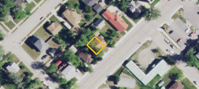 1010 Main St