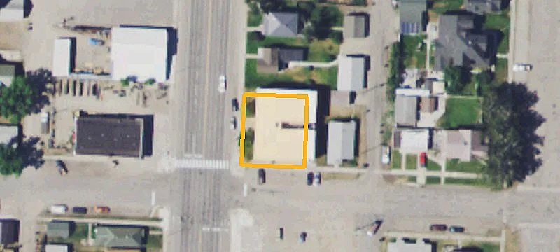 625 Main St