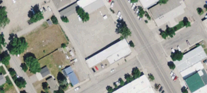 210 Main N Ave