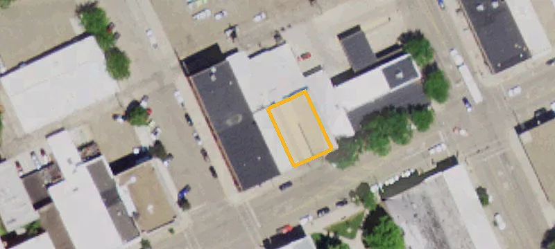 607 Main St