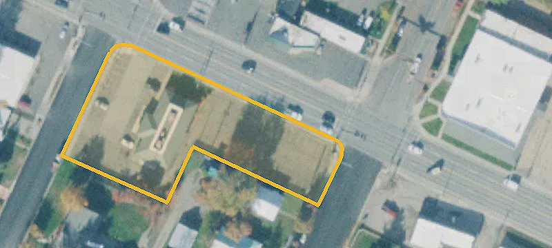 904 Mineral Ave