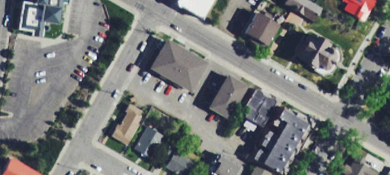 201 6th Ave