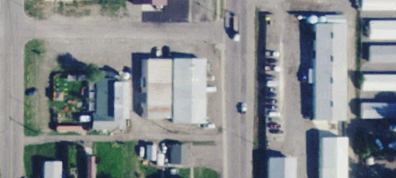 10 10th E Ave