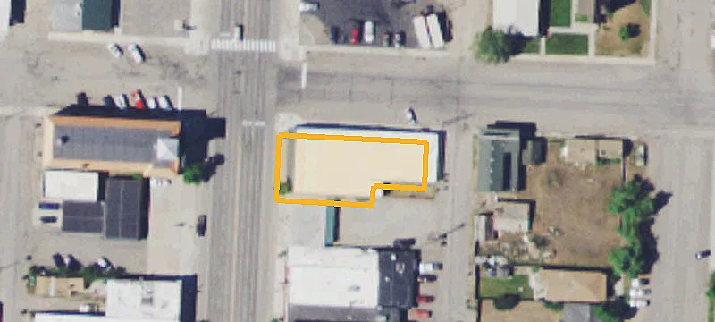 301 Main St