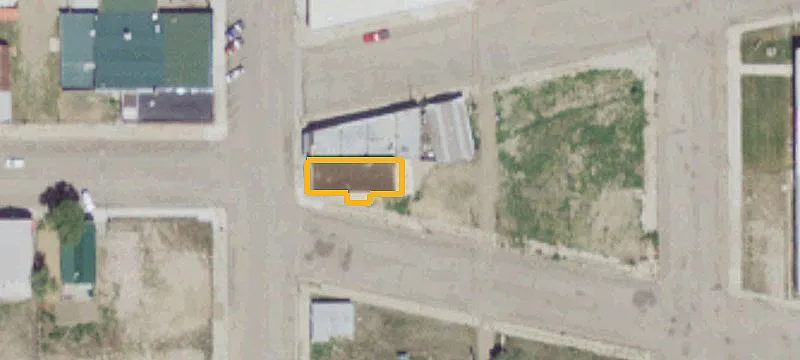 170 2nd W Ave