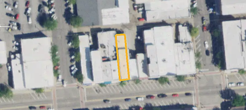 228 Main St