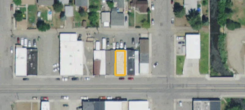 6 Main St